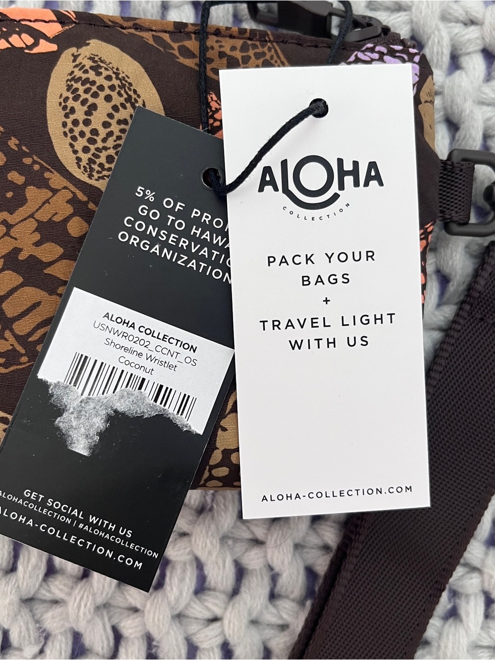 Aloha Collection• GO-TO WRISTLET Shoreline Coconut Shells - Picture 12 of 12